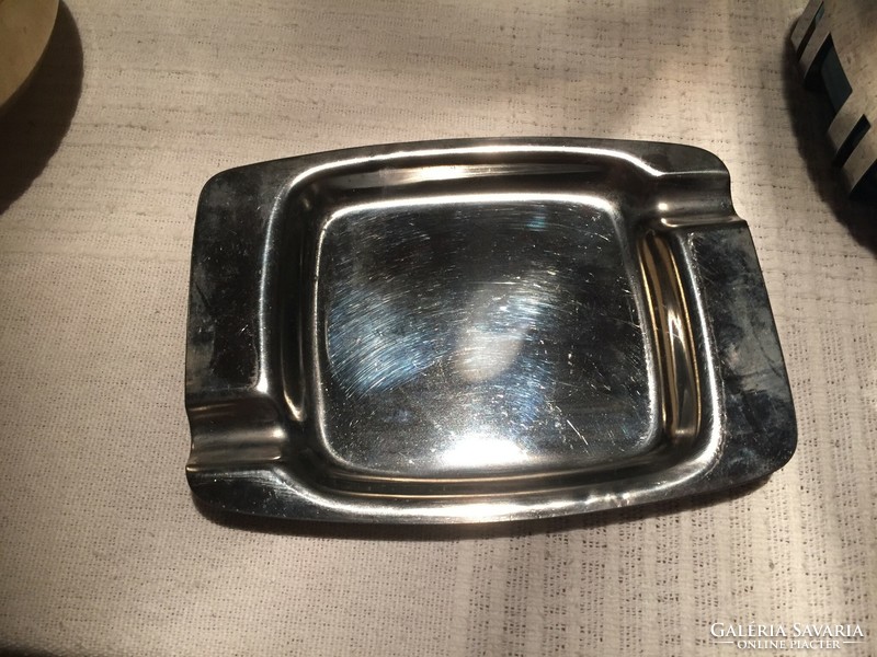 Stainless metal, shaped ashtray (301)