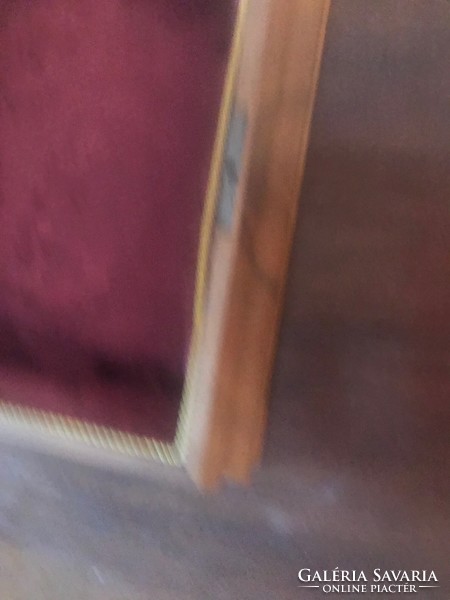 Retro fa doboz,varródoboz,selyem béléssel. XX. szd. közepe körül. 28x20x9 cm sérülésmentes.