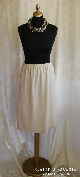 Casual gold skirt size 42/44
