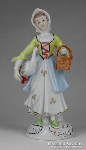 1P548 Goose woman with basket porcelain figurine 19.5 Cm