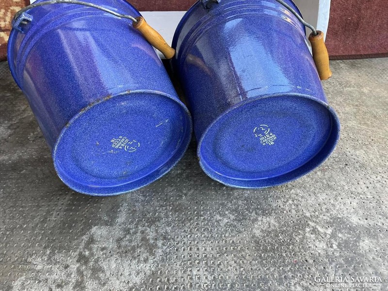 Blue enameled buckets with lids bucket legacy enameled