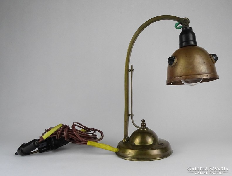 1O895 antique Viennese Art Nouveau copper table lamp 28.5 Cm