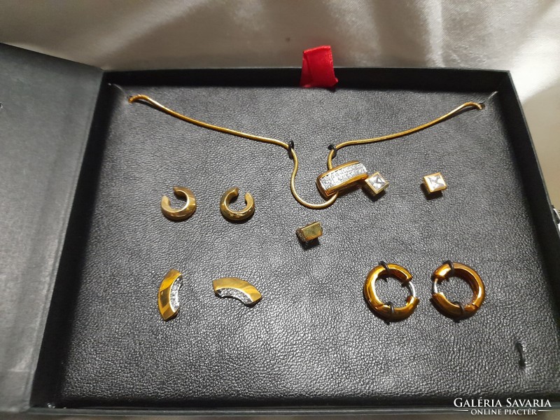 Gold-plated jewelry set