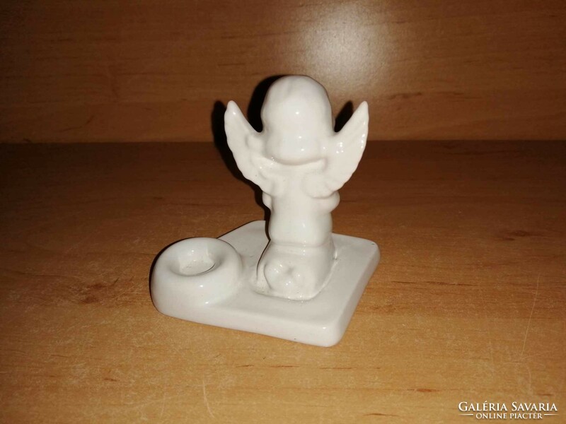 Imádkozó porcelán angyalka figura gyertyatartóval (po-1)
