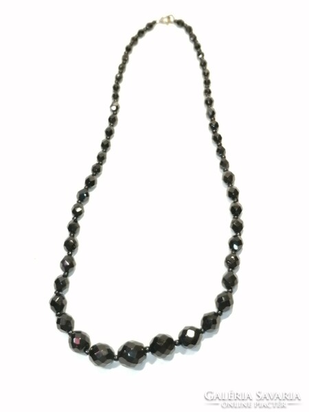 Black Crystal Beads (1015)