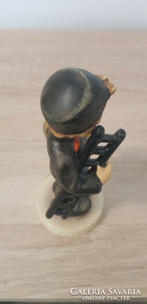 Hummel Kéményseprő fiú 15 cm