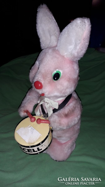 Original duracell battery bunny figure, currently in static condition, 35 cm according to the pictures