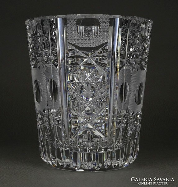 1P567 Csiszolt üveg kristály váza 13 cm