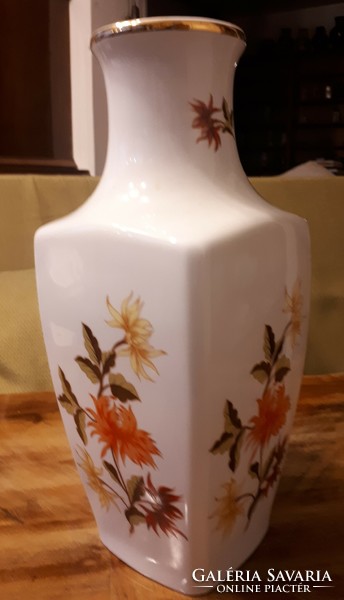 Large raven house vase with floral pattern