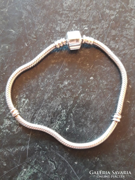 Silver charm bracelet - 18 cm