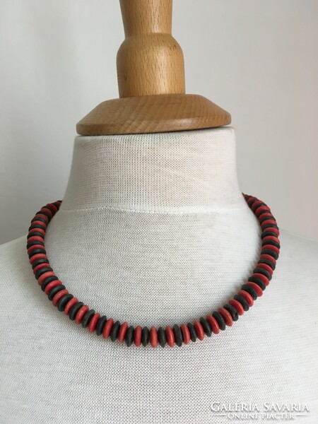 Black and red wooden necklace
