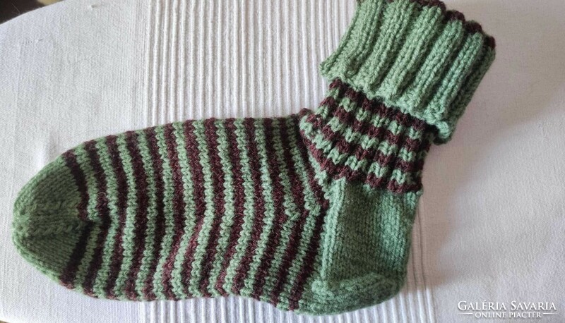Hand-knitted thick socks