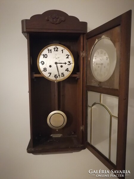 Bim-bammos, pendulum, wall clock
