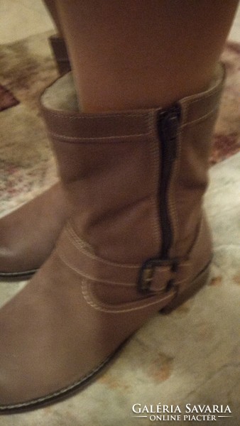 Women's genuine leather boots size 39