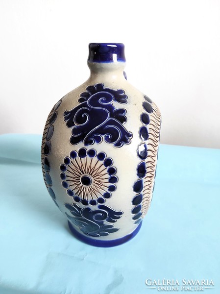 A real rarity, an extremely showy, really beautiful folk ceramic jug with a blue pattern