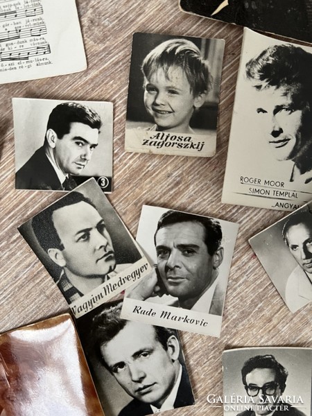 Régi színészeket sztárokat ábrázoló fényképek képeslapok