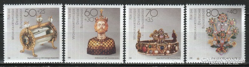 Postatiszta Bundes 1865 Mi 1383-1386     5,00 Euró