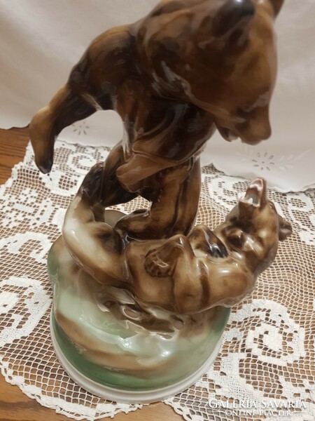 Nice zsolnay wrestling bear porcelain figure