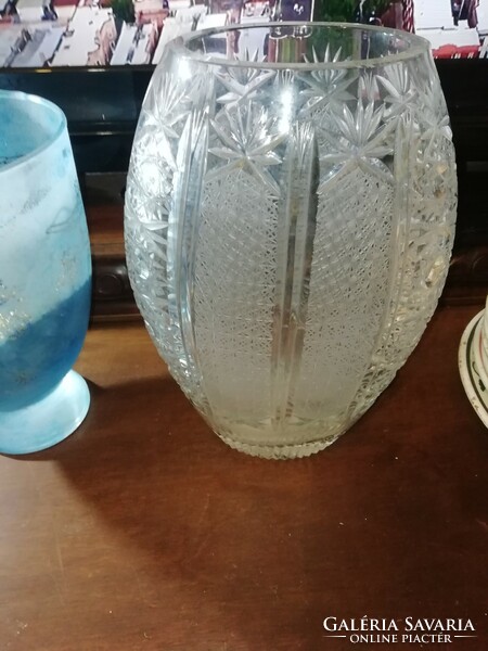 Antique crystal vase in perfect condition