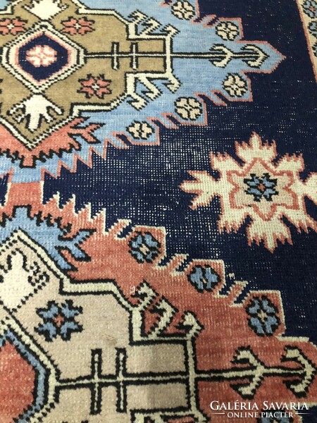 Török kézi csomózású antik szőnyeg