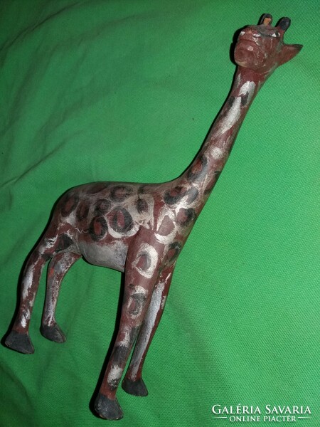 Régi Afrika kézzel festett, egy darab fából faragott zsiráf szobor 27 x 16 cm a képek szerint