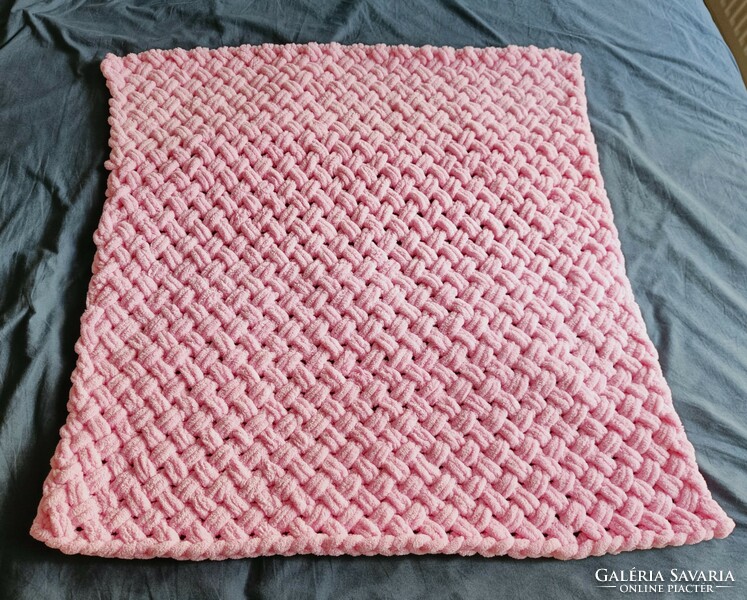 Soft plush textured baby blanket
