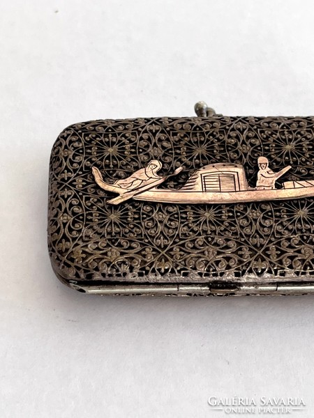 Small metal wallet with silk lining, decorated with an antique, old ship motif