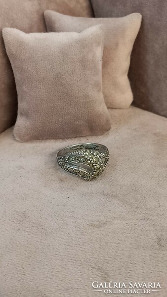 Antik Ezüst Gyűrű Markazitokkal