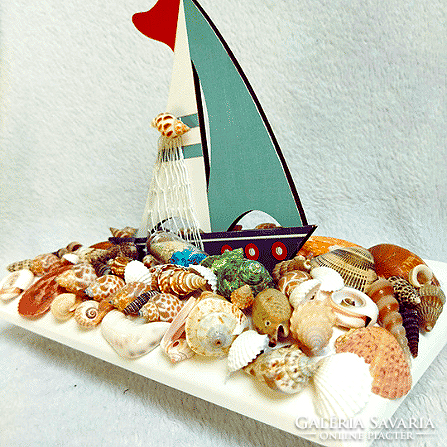 Hajós asztaldísz kagylókkal