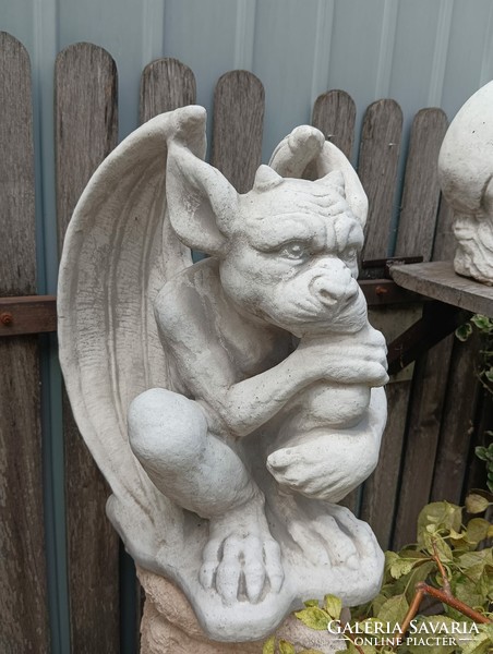 Fagyálló Kőből Troll kapu Őr sárkány  kutya vízköpő műkő szobor  Mitológiai állat