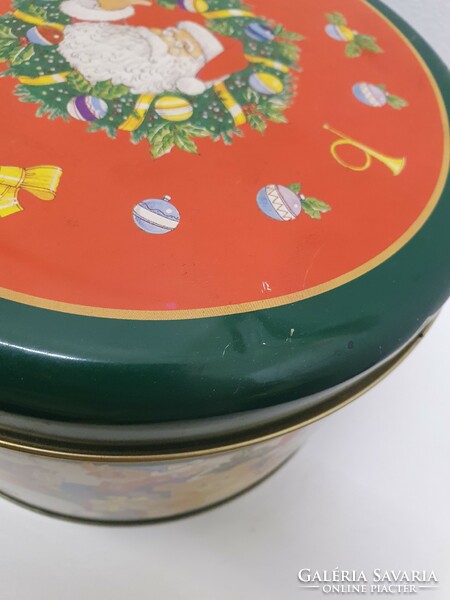 Metal Christmas box, classic pattern, 22 cm diameter