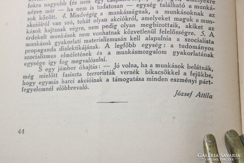 1933 József Attila első közlések Uj Harcos. Szocialista munkásszemle. Rendkívül ritka!
