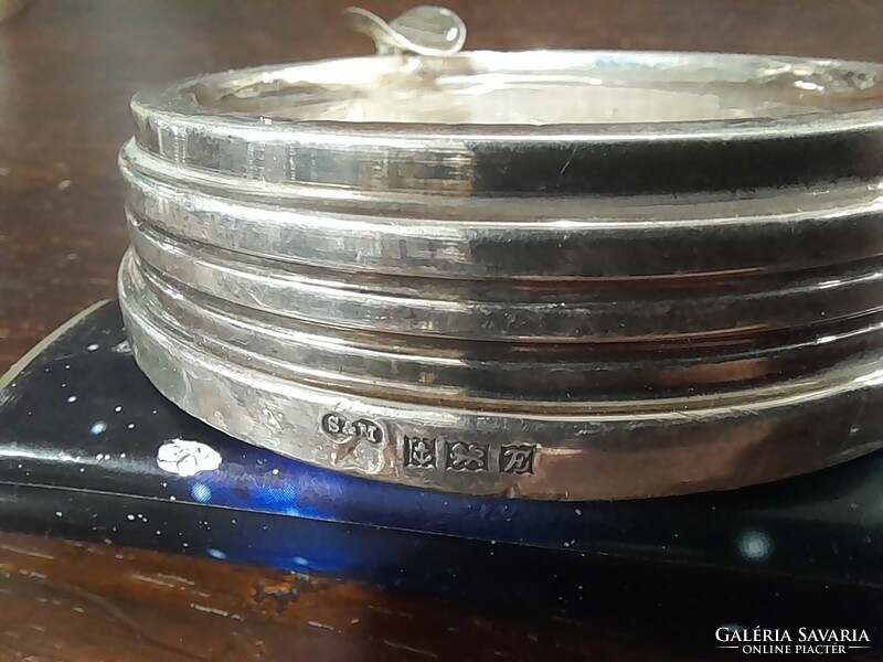 English silver single-seat ashtray, ashtray. 8 Cm. 80 Grams.