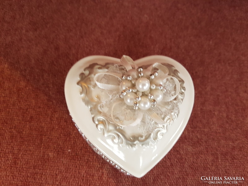 Karácsonyra! Gyönyörű porcelán szív alakú ékszer tartó