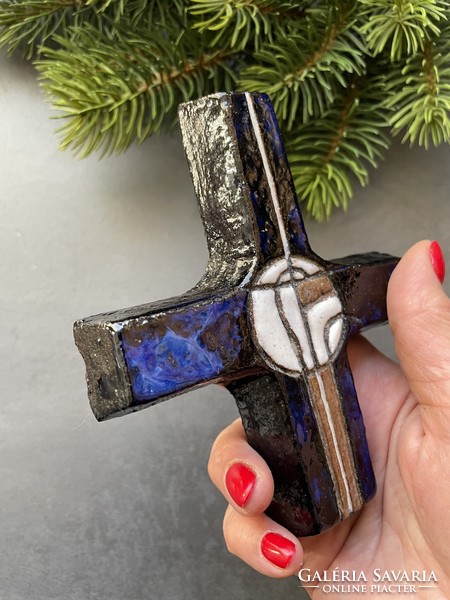 Modern ceramic cross with the possibility of hanging on the wall