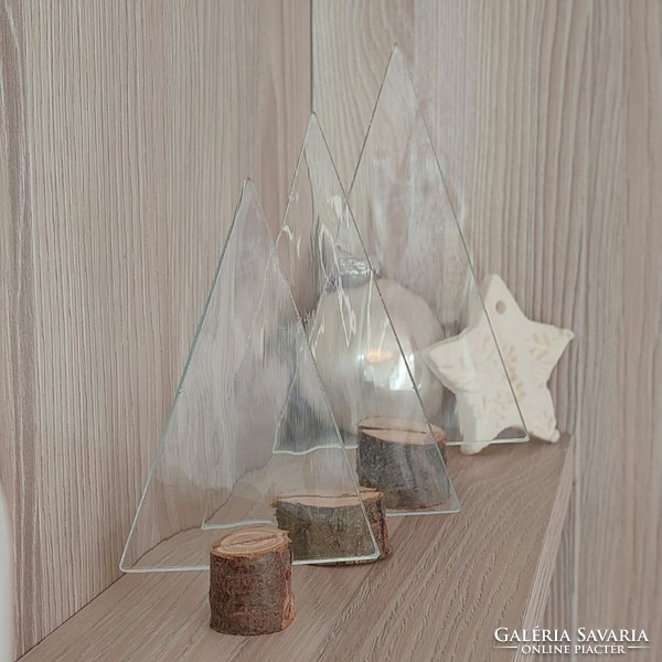 Modern water-patterned translucent glass Christmas tree set of 3 in a wooden base