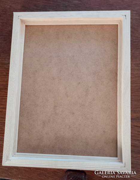 Picture frame (wood 21*27 cm)