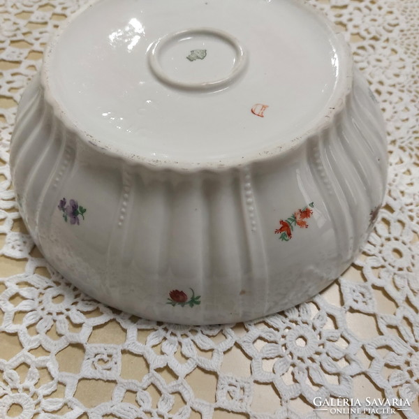 Zsolnay porcelain bowl with small flowers, can be hung on the wall