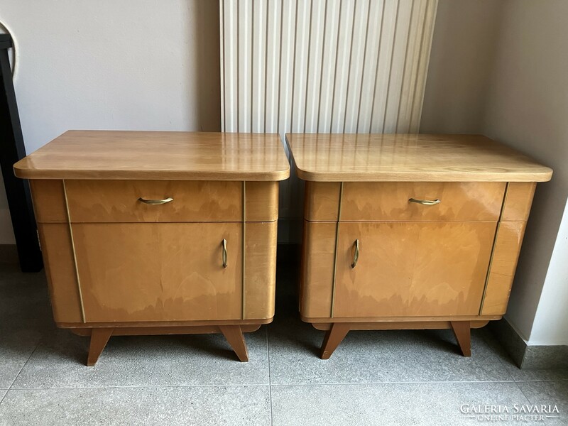 Pair of mid-century bedside tables in good condition