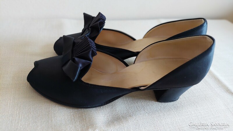 Old silk satin casual women's shoes