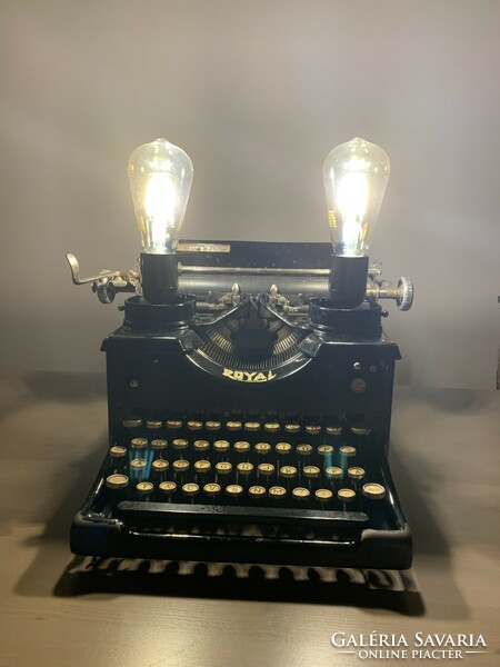 Antique royal typewriter lamp table lamp
