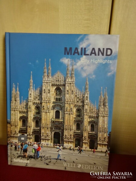 Milan travel guide from 2007, in German. World edition. Jokai.