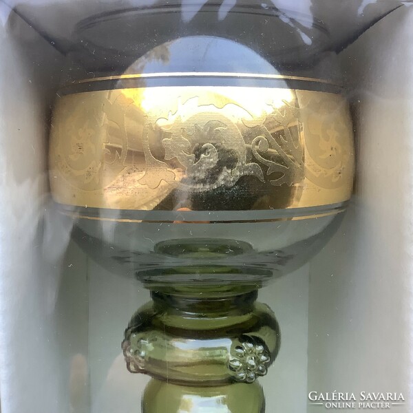 Romer Glass Üveg Pohár Kézműves Bor Bólé Buli Bécs Pince Borászat Ausztria Ünnepi készlet Zöld Arany