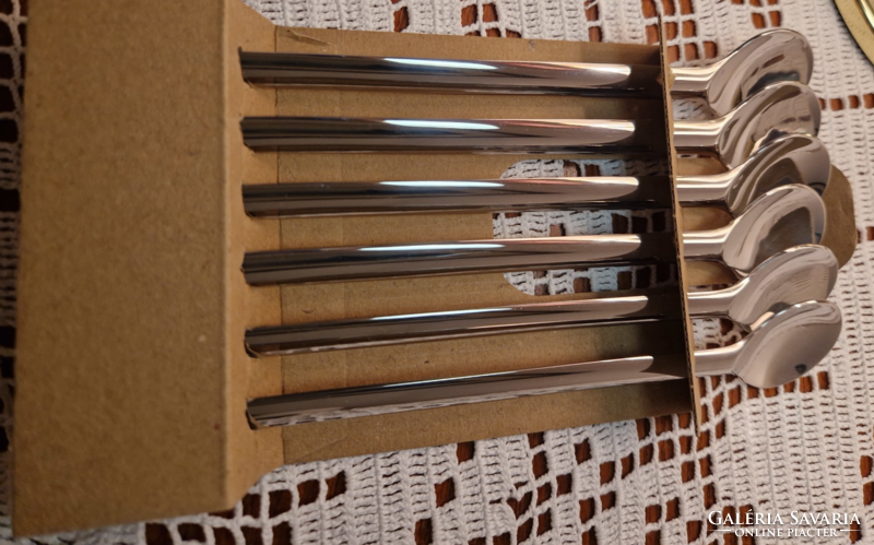 Nespresso 6 latte spoons, marked, polished, new