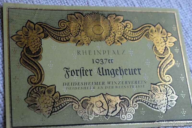 Forster ungeheuer 1937, wine bottle label