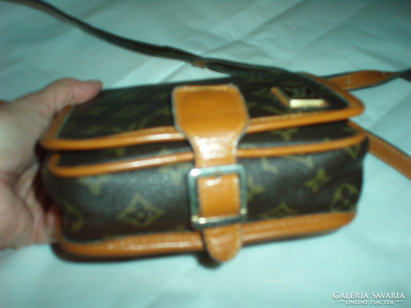 Vintage replica louis vuitton small leather shoulder bag