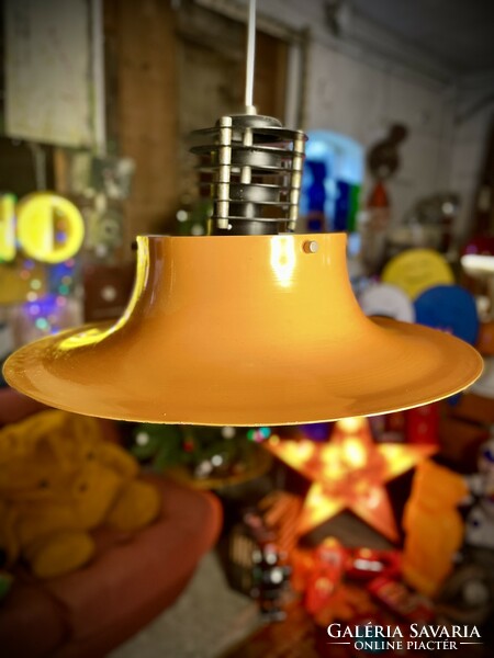 Retro space age design ceiling lamp