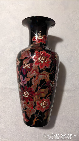 Zsolnay's multi-fired eosin vase is hand-painted