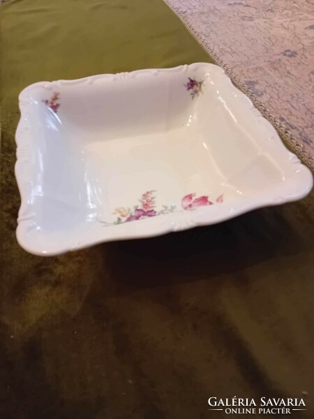 Zsolnay bowl, in perfect condition, with a tasteful pattern