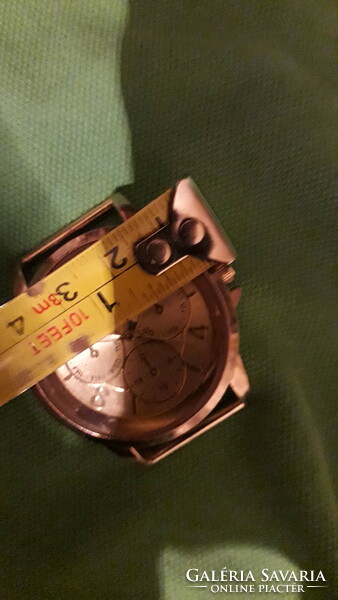 Good condition New Yorker working quartz wristwatch / pocket watch without strap as shown in the pictures